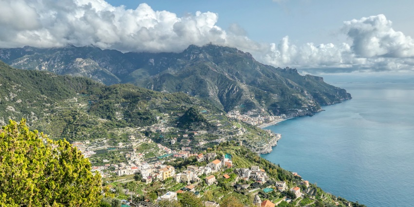 One of the best places to visit in January for couples, with scenic seaside views.