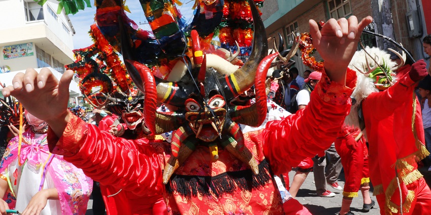 Festivals in South America delight Ambato with colourful displays of flowers and fruit