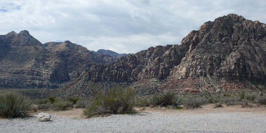An image of the rocky hill mountains under a clear sky, similar to Anjneri Hil.