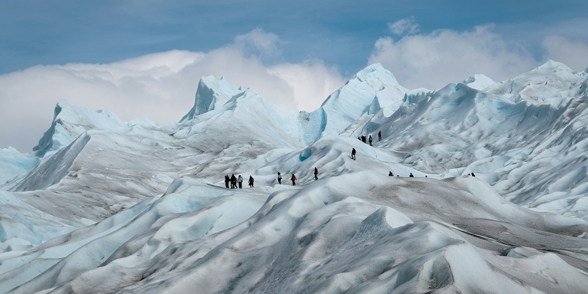 A view of Annapurna Circuit, one of the recommended snow trails for trekking in December.