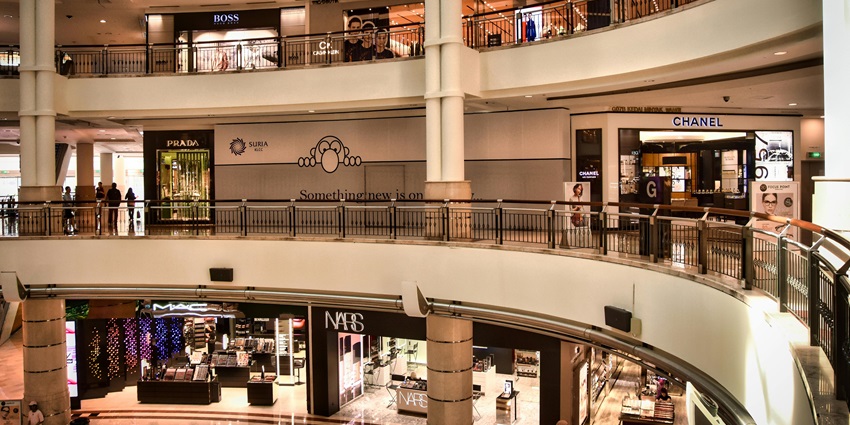 A multi-level shopping center offering fashion, home essentials and electronics.