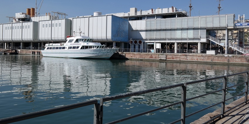 Stunning exterior of the aquarium museums in the world that you must explore on a vacation