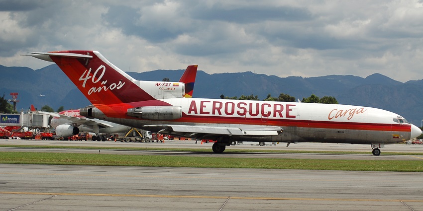 A Boeing 727 is taxiing at Arturo Michelena International Airport, one of the airports in Venezuela.