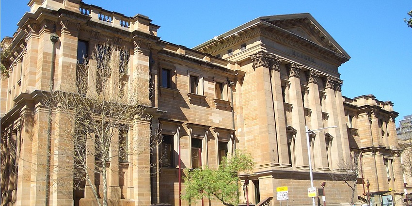 Natural history museums showcase evolution, biodiversity, and civilization beautifully.