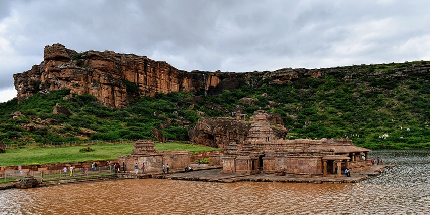 Historic rock cut caves at Badami vividly reveal exquisite temple carvings and legends.