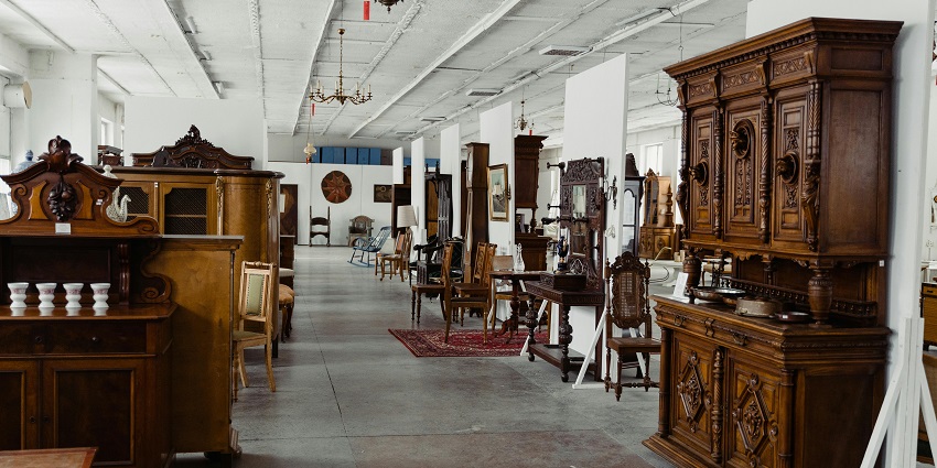 Explore Bait Sheikh Saeed Bin Hamad Al Qasimi, a heritage house with antique furniture