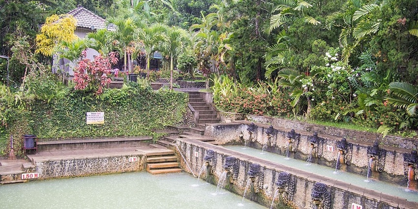 Enjoy the warm, healing waters of Banjar Hot Springs, nestled in Bali’s serene jungle.