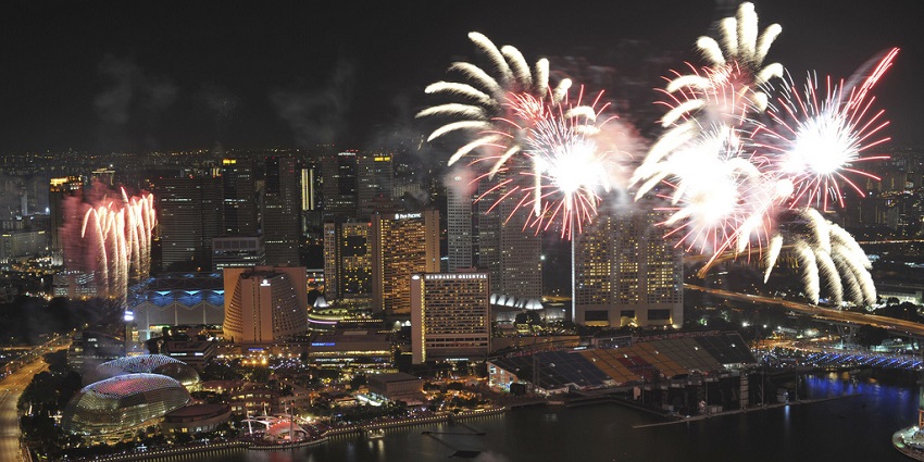 The best time to visit Merlion Park is from December to February every year in Singapore.
