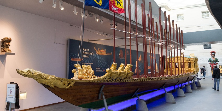 Best time to explore the National Museum of Royal Barges is from November to February