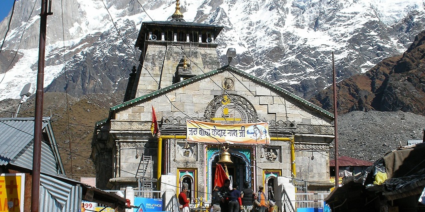 The months of April through June and September are the ideal times of year to visit the temple.