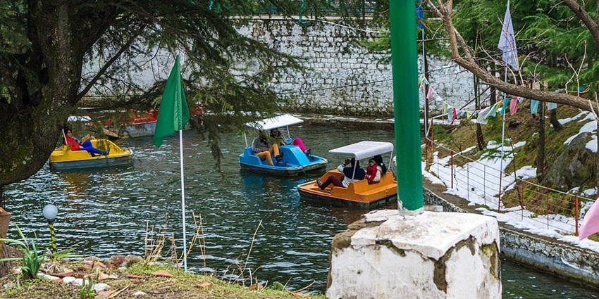 The best time to visit the park is from April to June and September to November.