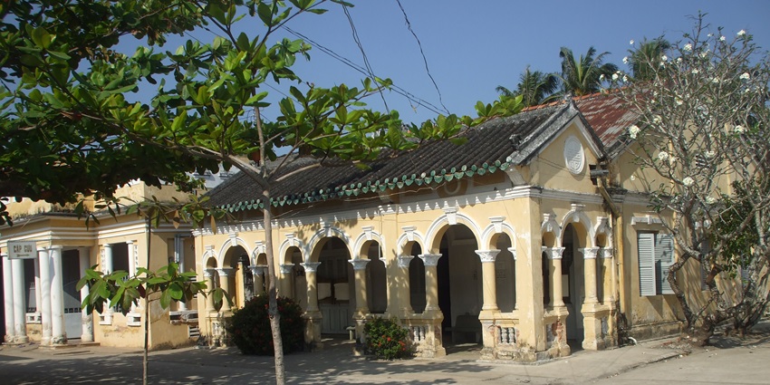 A view of the Binh Thuy Ancient House, one of the top places to visit in Mekong Delta.