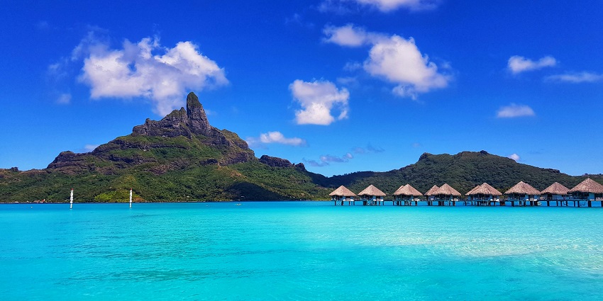 Escape to Bora Bora’s overwater bungalows for an unforgettable Valentine’s getaway!