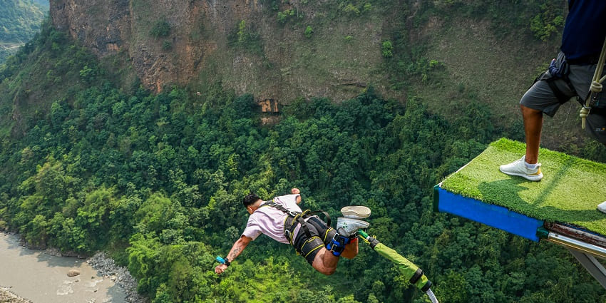 Bungee jumping is among the popular adventure sports in the world that you must try this year.