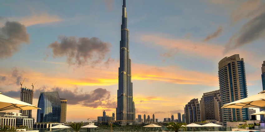 Marvel at breathtaking city views from the world’s tallest building, Burj Khalifa.