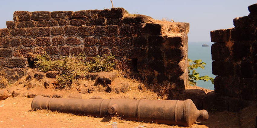 A view of Cabo De Rama Fort, one of the top places to explore after kayaking in Palolem.