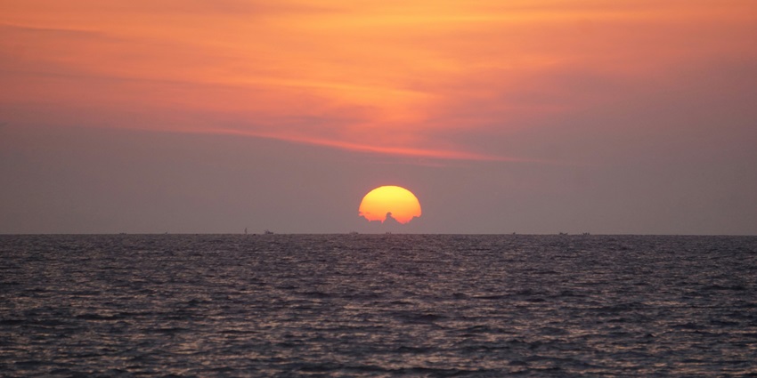 Catch the beautiful sunset at Ulee Lheue Beach, one of the best things to do in Banda Aceh.