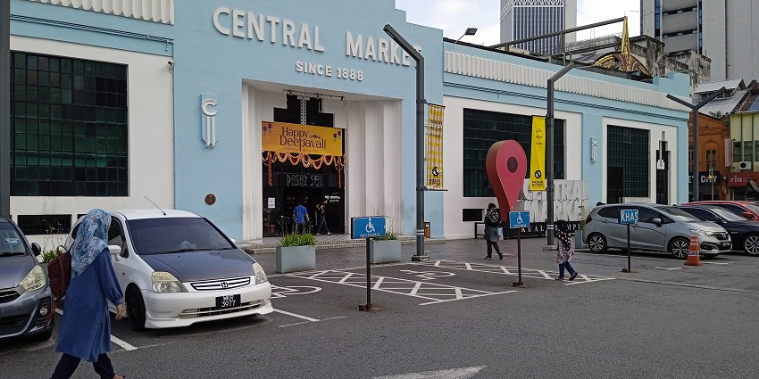 An image of the exterior of Central Market, a popular place to visit in Klang Valley