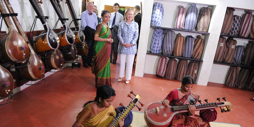 An image of the Chennai Music Festival, also known as the Margazhi Festival.