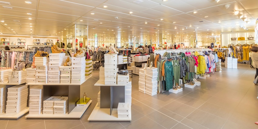 City Centre is among the modern shopping malls in Sharjah with renowned retail stores