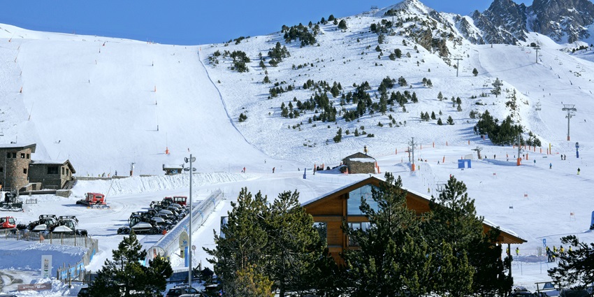 The Grandvalira Slopes in El Pasa de la Casa is a must-visit place for memorable skiing experiences.