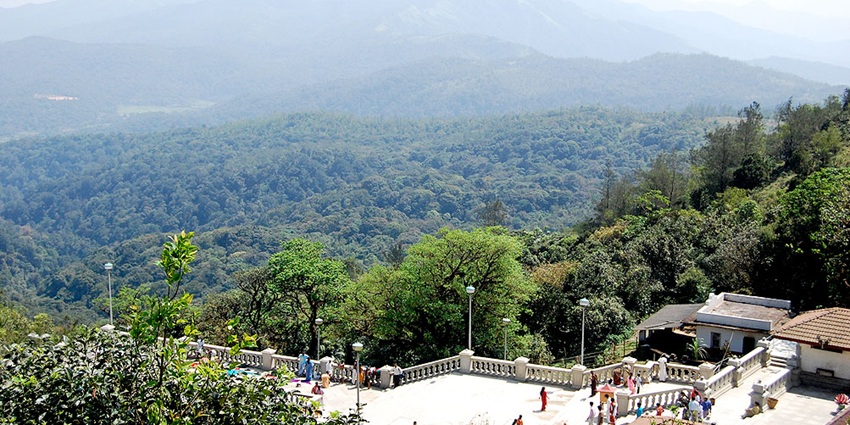 An image of Raja's Seat in Coorg, one of the best hill stations in India to visit in April