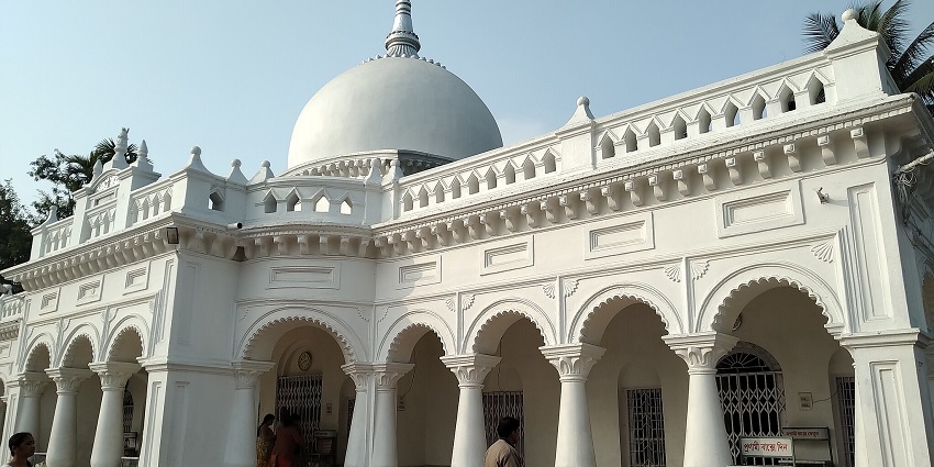 Visit this prominent Vaishnavite site, an exciting thing to do in Cooch Behar