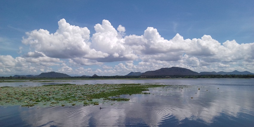 The stunning natural reservoir in Anuradhapura - Anuradhapura Sri Lanka travel guide