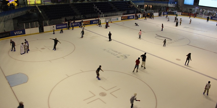Offers a thrilling skating experience inside the largest shopping mall in the world