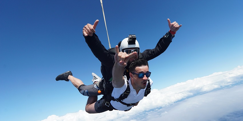 Tandem jumps and thrilling skydiving in South Africa with views of Durban’s stunning coastline.