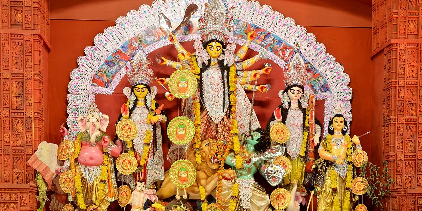 An image of Durga Puja in West Bengal, one of the famous international festivals of India.