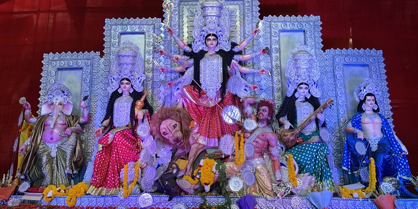 An image of the Navratri celebrations, one of the popular Hindu festivals in India.