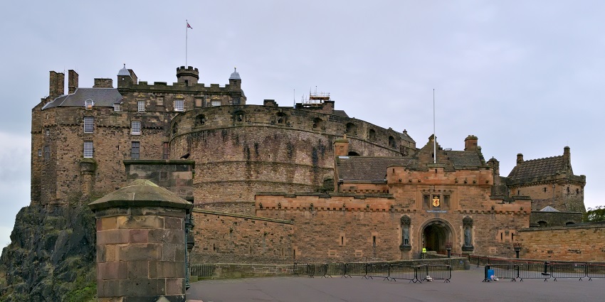 Edinburgh Castle,a fort in Europe stands atop Castle Rock, overlooking the skyline