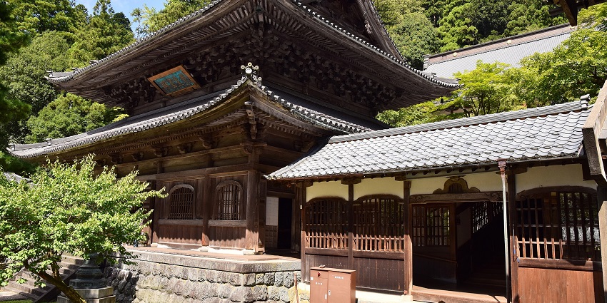 A major Zen monastery in Japan, offering meditation and immersive temple experiences.