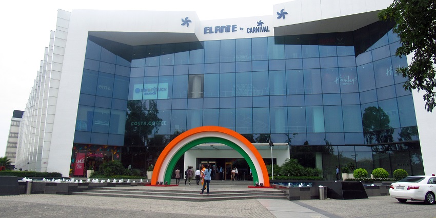 An image of Elante Mall in Chandigarh, one of the best shopping places in India