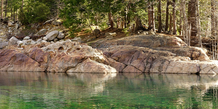 An image showing Emerald Pool (Sa Morakot), a famous place near Krabi, with clear water