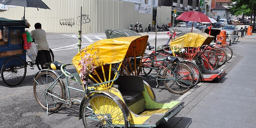 Enjoy a colorful and fun-filled trishaw ride through Malacca’s streets in Malaysia.