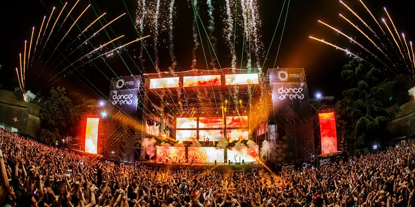 Festivals in July at Exit in Novi Sad ignite music and unite diverse global crowds.