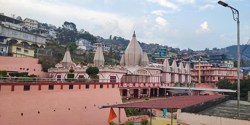 Explore Mangal Dham Temple which is dedicated to Lord Krishna in Kalimpong.