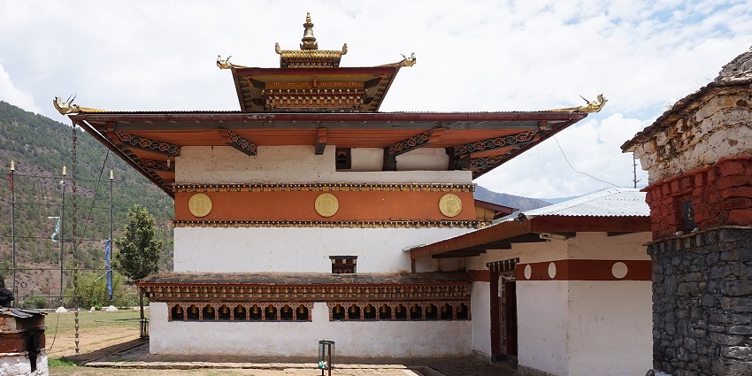 An image of Chimi Lhakhang in Punakha, one of the places to visit in Bhutan as a tourist.