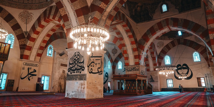 Beautiful image of the scenic interior of the mosque in Amritsar, Punjab