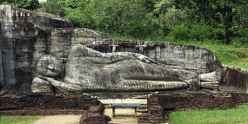 Gal Vihara’s Buddha statue reflecting calmness and enlightenment