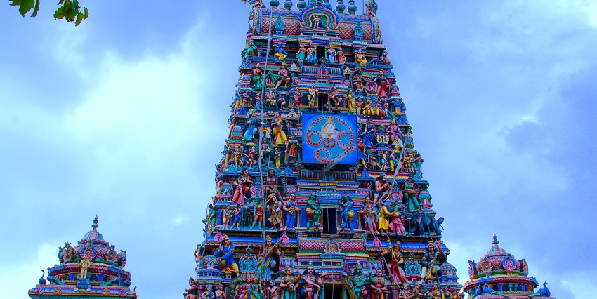 Explore ancient Hindu temples, a spiritual thing to do in Batticaloa, Sri Lanka