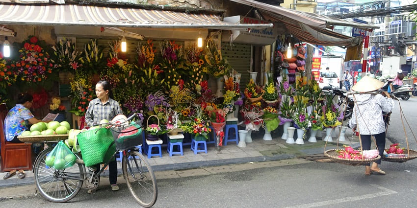 Strolling the Quang Ba Flower Market in Vietnam is one of the things to see in Hanoi