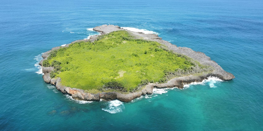 An aerial view of Eydhafushi Island, one of the scenic places to explore in Baa Atoll.