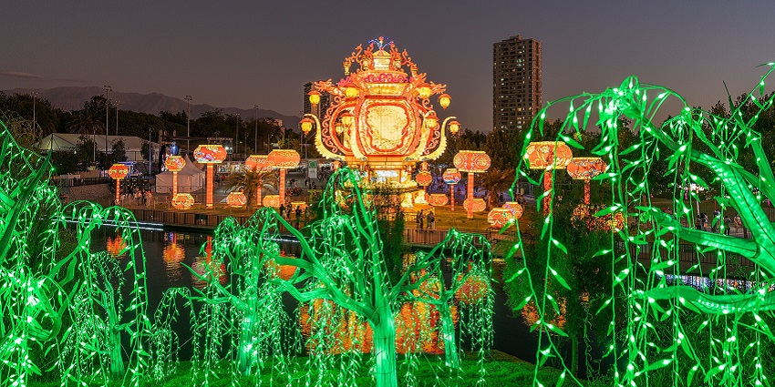 Festivals in september in Florence enchant with lantern parades and festive cheer.