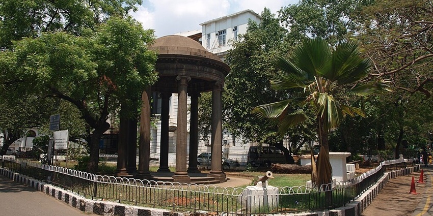 Fort St. George in Chennai, a popular destination near Santhoshi Matha Temple