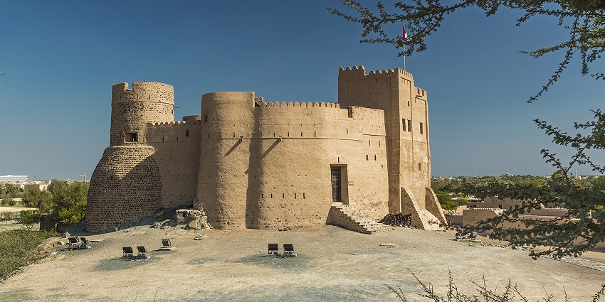 A historic fort offering panoramic views of Fujairah’s landscape.