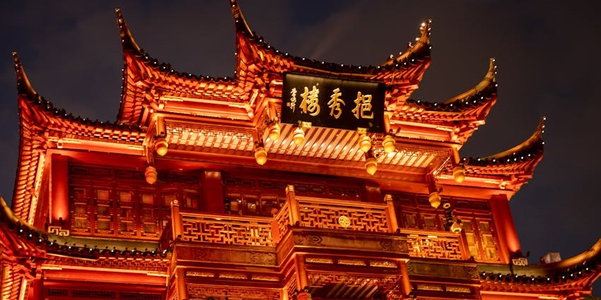 Explore the timeless spirituality of Fuk Tak Chi Temple, one of the temples in Chinatown, Singapore.