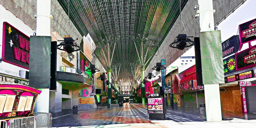 A picture of Future Park Rangsit, a modern shopping mall with entertainment options.